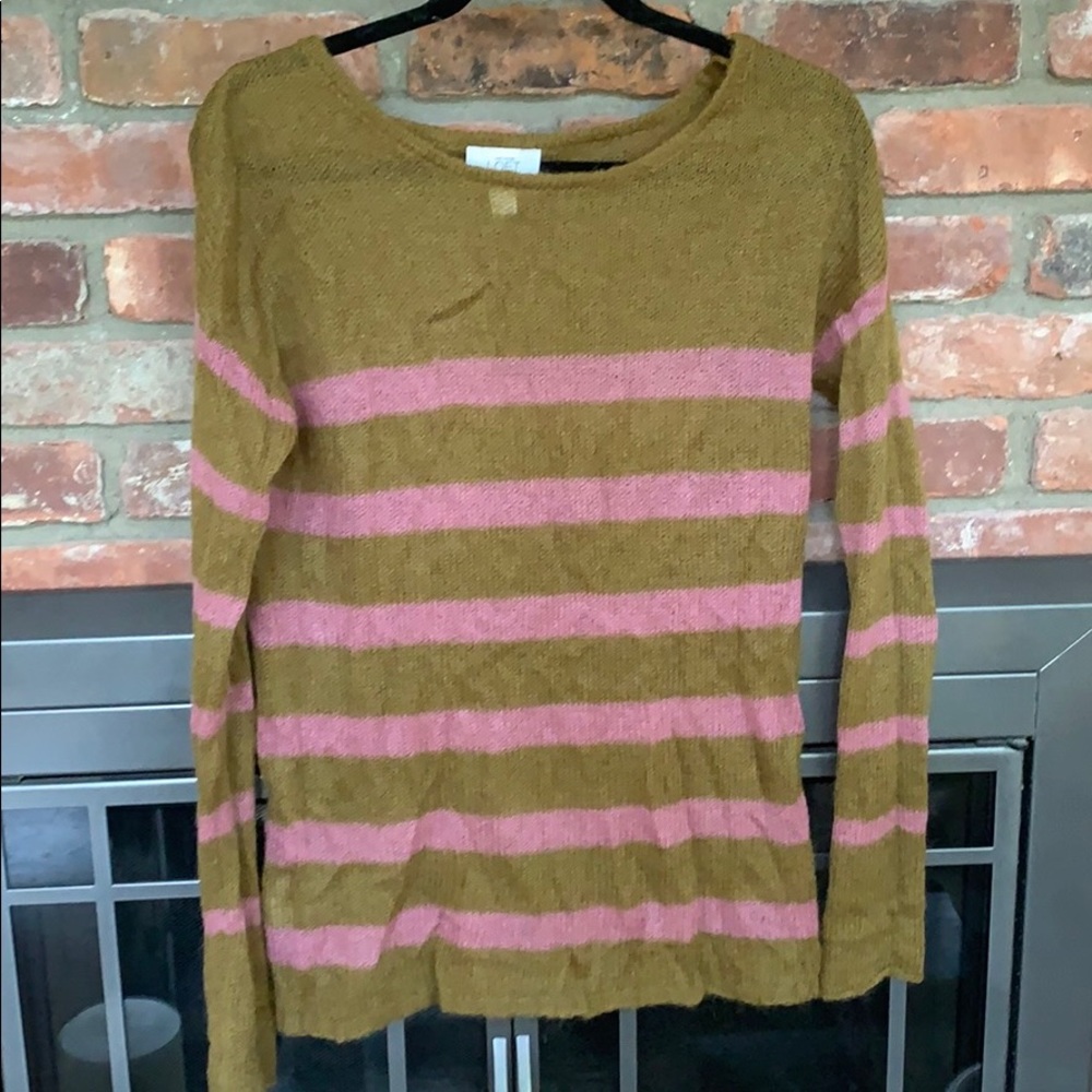 Anne Taylor shear sweater